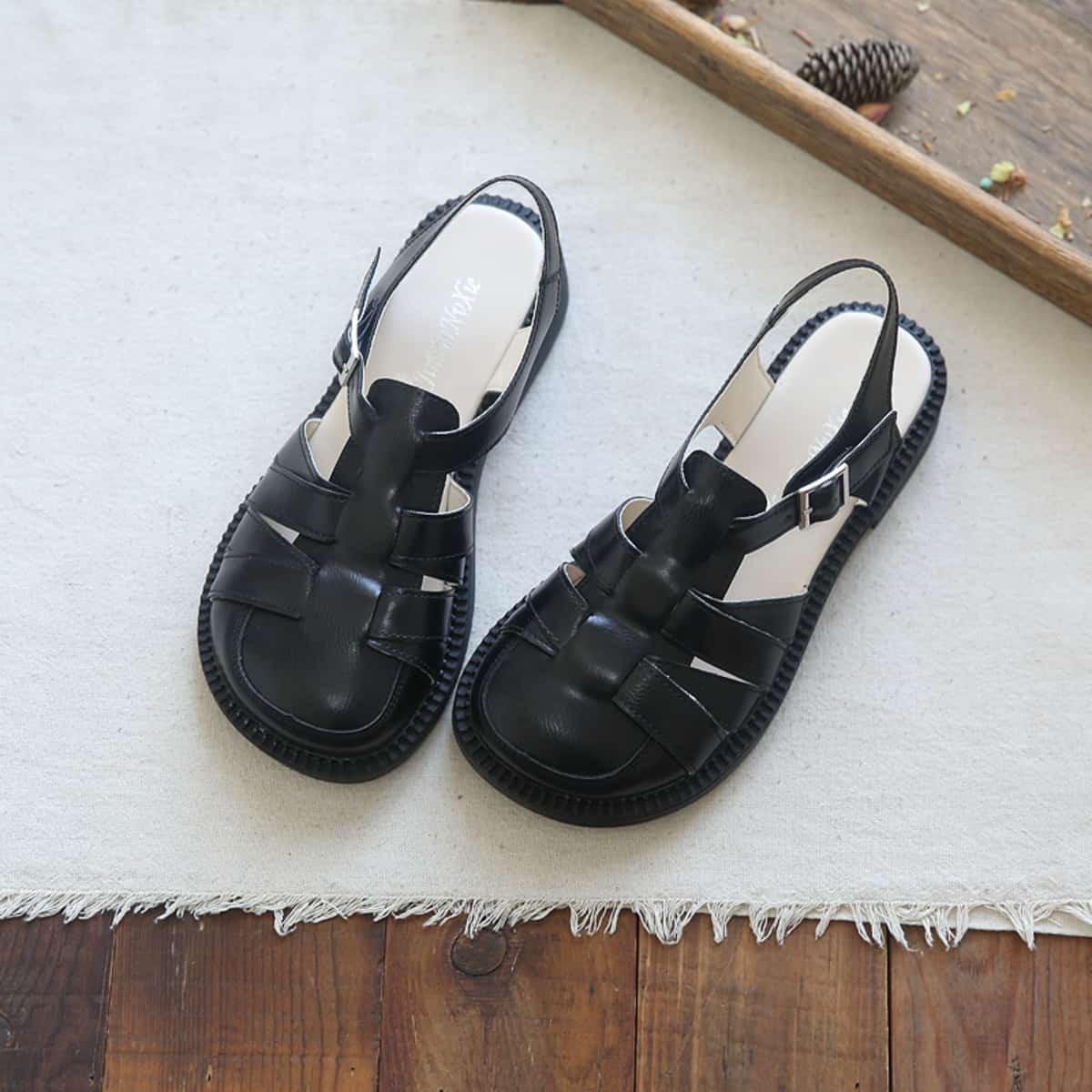 Glossy hollow bag head flats summer college style versatile big head shoes Roman sandals women