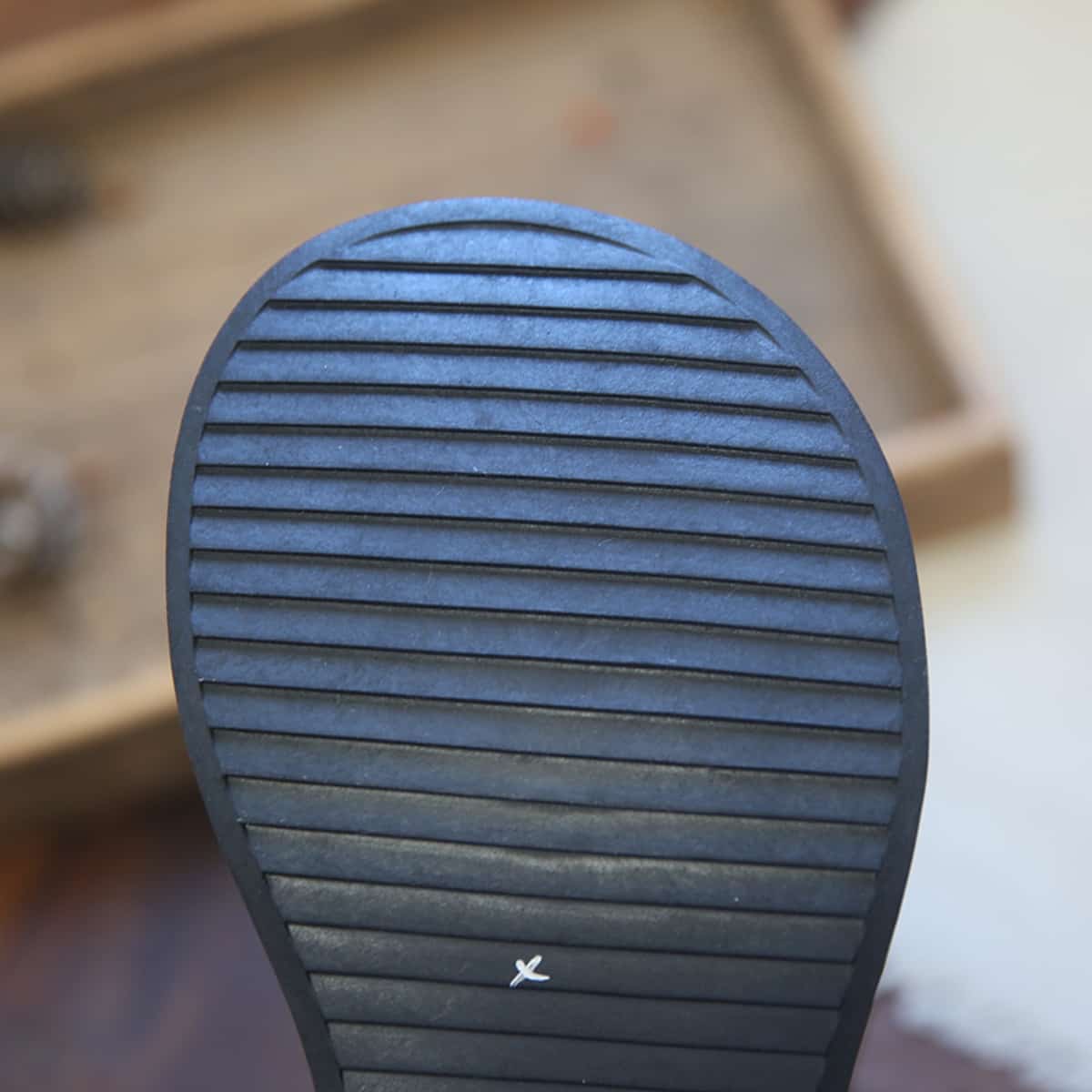 Round head lace-up thick-soled big-head Martin boots women's winter velvet college style black short boots