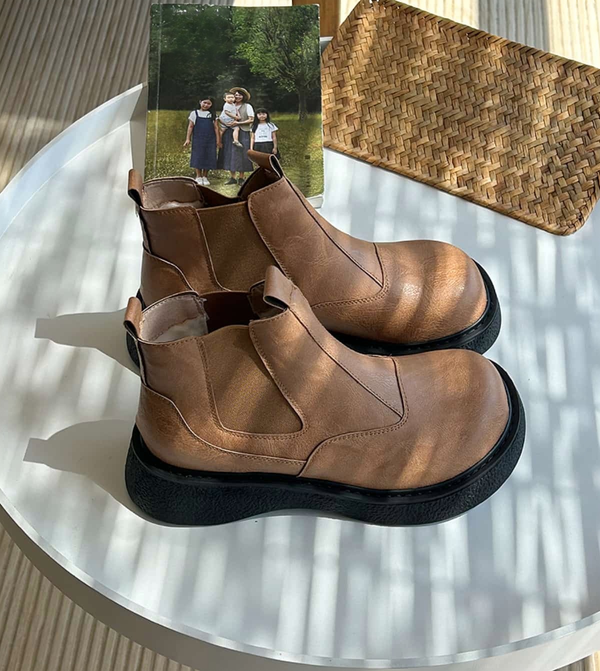 Round head thick sole big head Martin boots new middle heel fashion short boots women