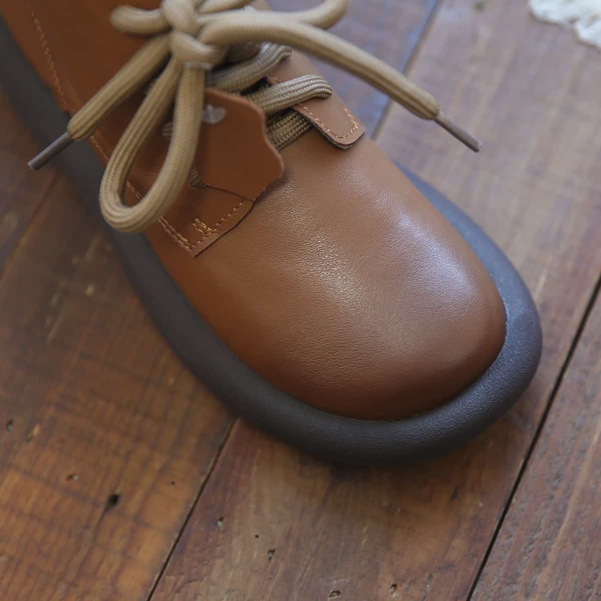 Leather round head strappy flat bottom Martin boots autumn new low heel comfortable short boots