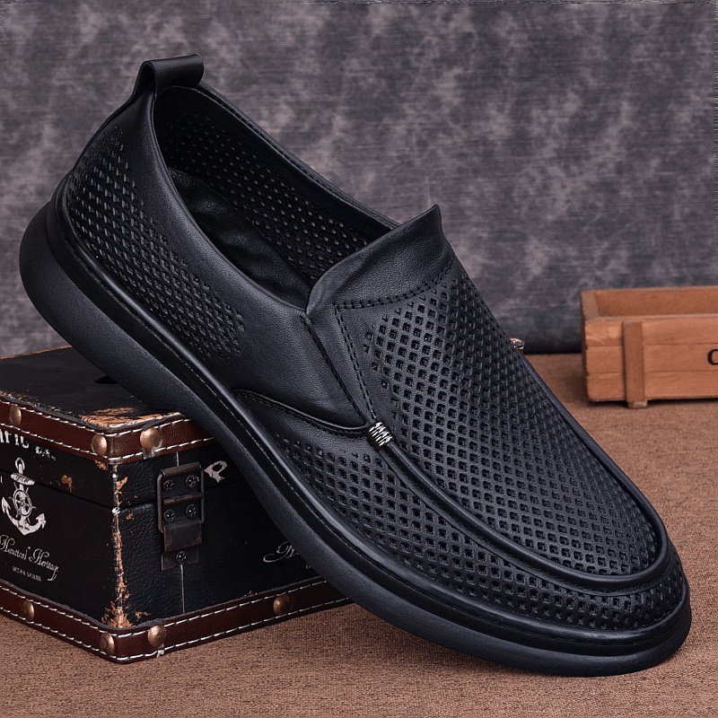 Summer business leisure hollow leather shoes men's leather sandals breathable soft sole large size hole shoes soft leather