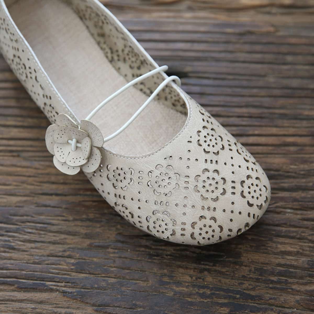 Hollow petal bag head flat shoes cotton and linen handmade comfortable soft sole word with sandals women's summer