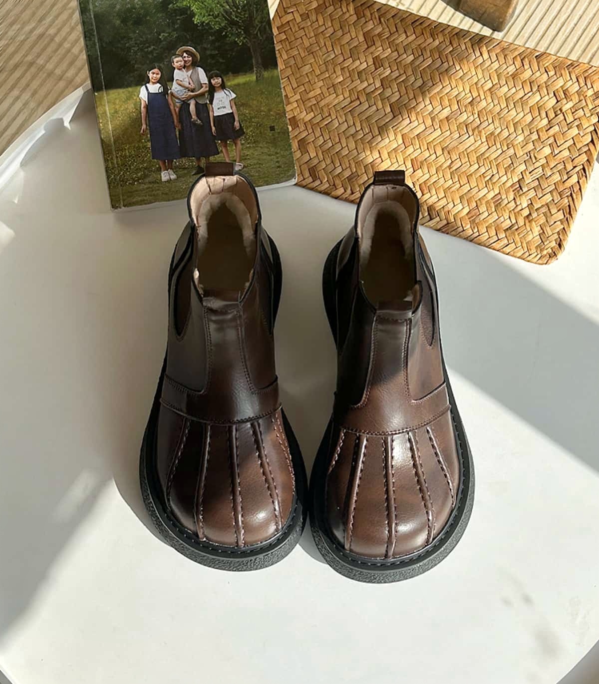 Round head thick sole big head shoes winter velvet black medium heel small leather shoes short boots