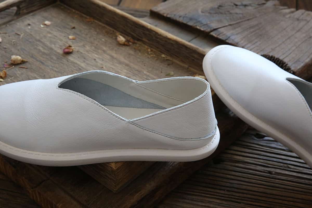 Leather round head flats, comfortable soft soles in summer, versatile little white shoes, single shoes for women