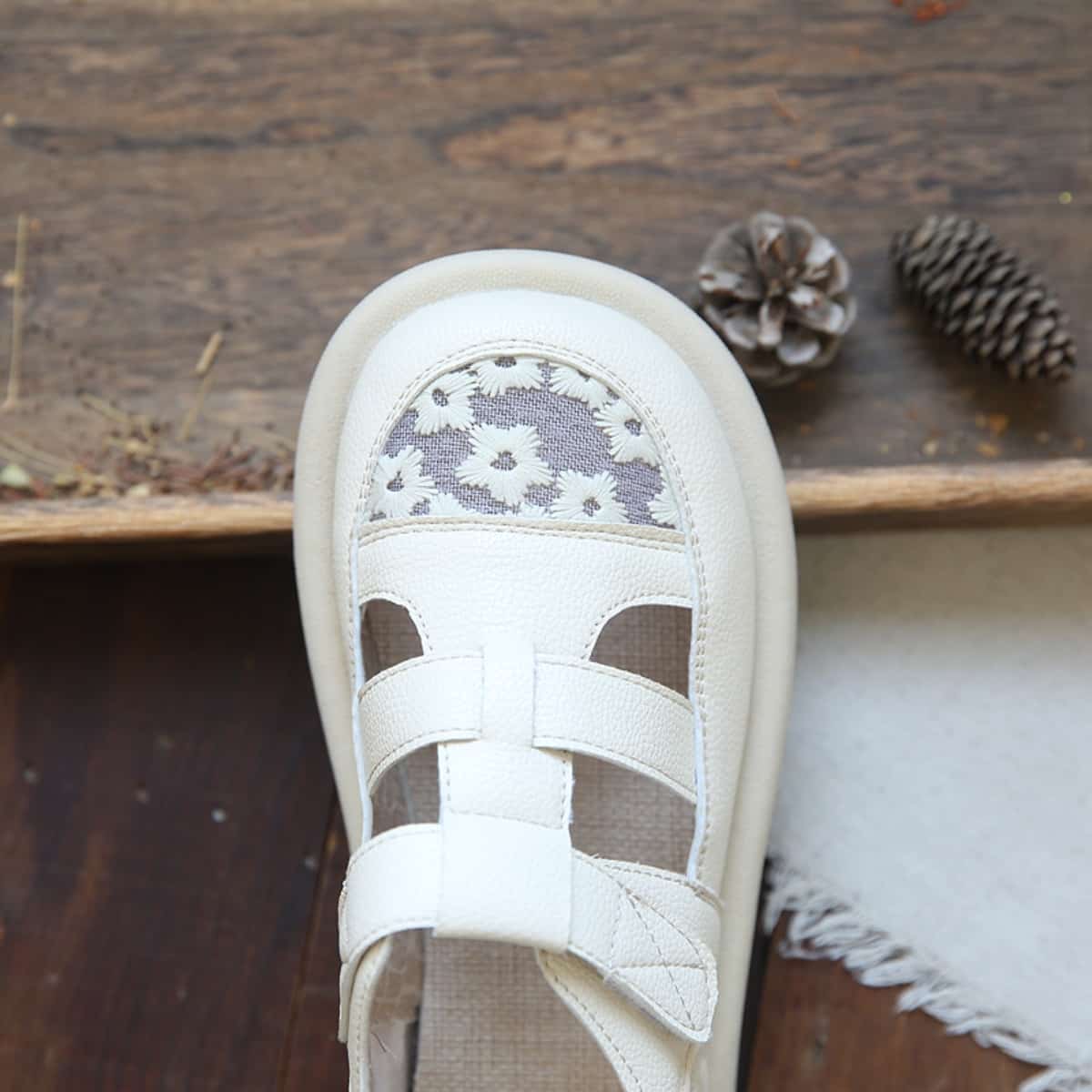 Hollow mesh yarn bag head flats summer cotton and linen soft sole low heel Roman sandals