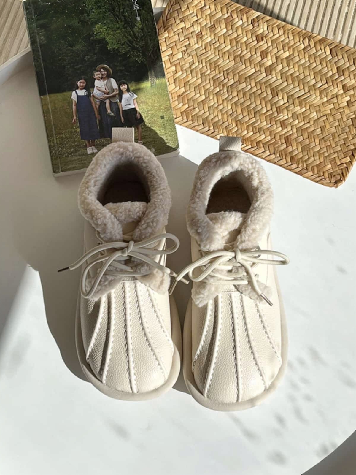 Imitation lamb wool round head lace-up short boots winter soft and cute beige warm flat-bottomed snow boots