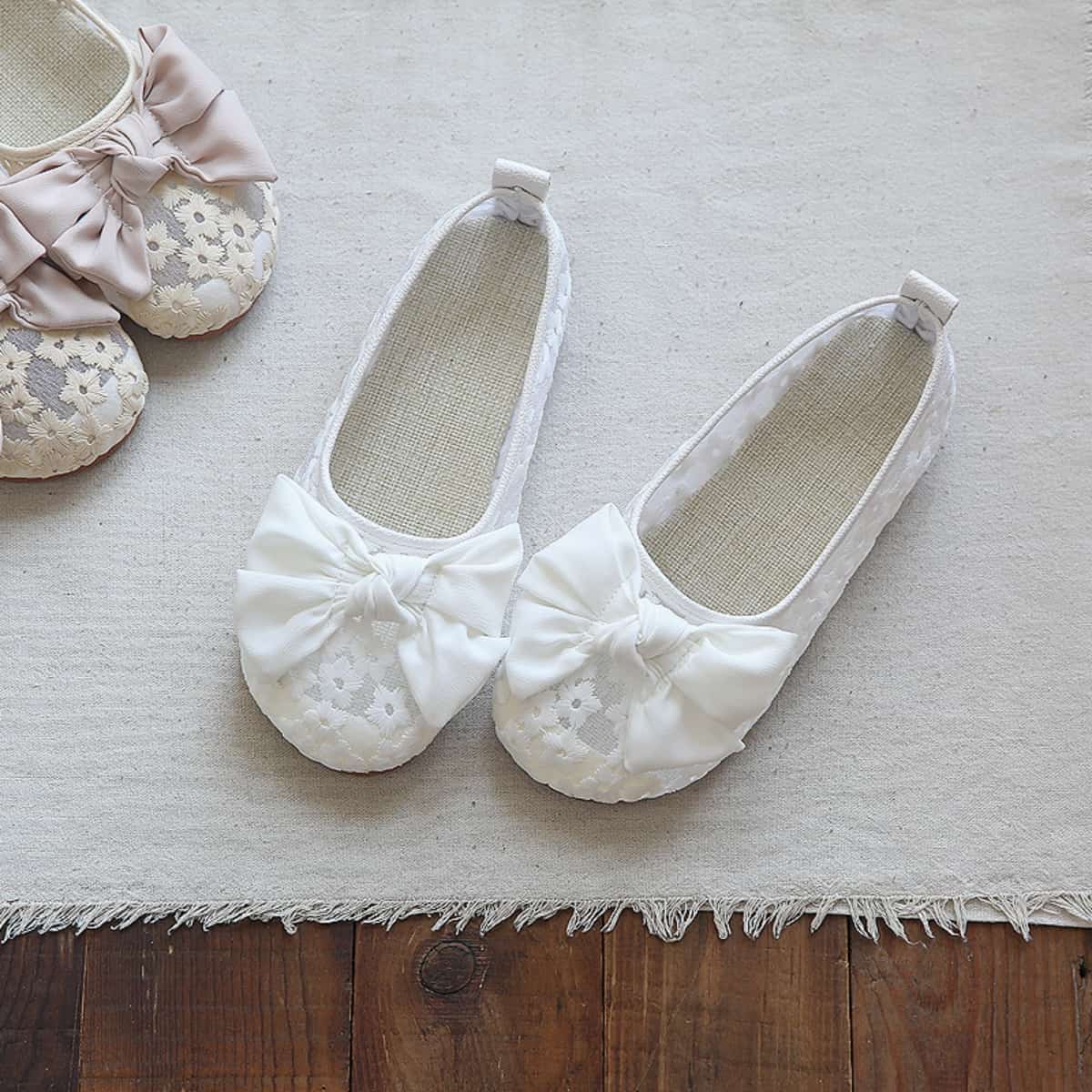 Mesh daisy round head flats summer big bow cotton and linen low heel light mouth single shoes
