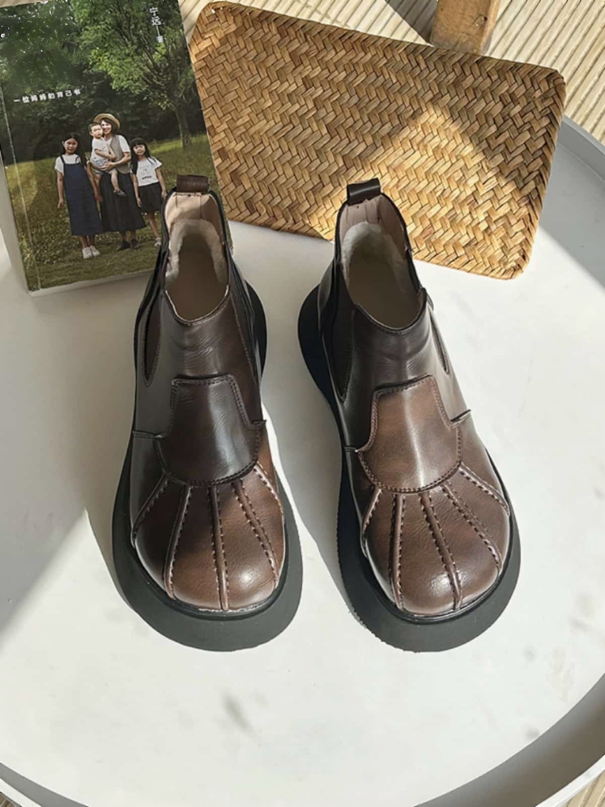 Round head thick sole big head shoes winter velvet heightening black muffin sole Martin boots women