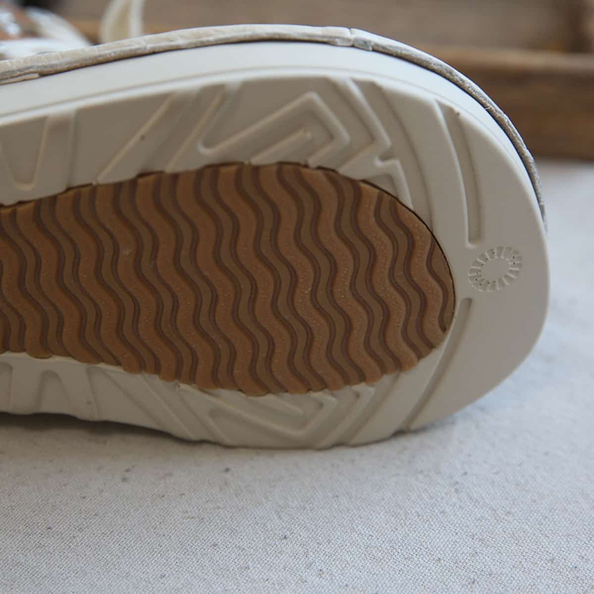 Leather round head lace-up platform big head shoes comfortable short boots women's autumn