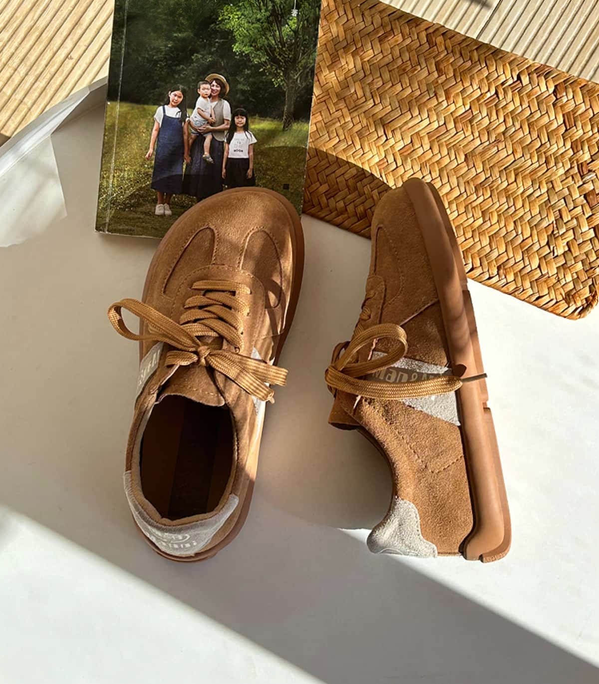 Leather round head strap-up flat-soled German training shoes spring soft-soled comfortable big head shoes