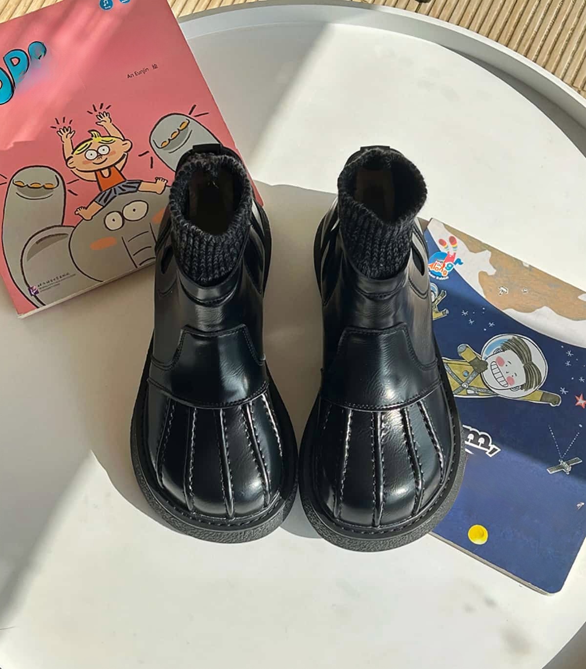 Wool mouth round head thick sole big head shoes winter velvet medium heel small leather shoes short boots