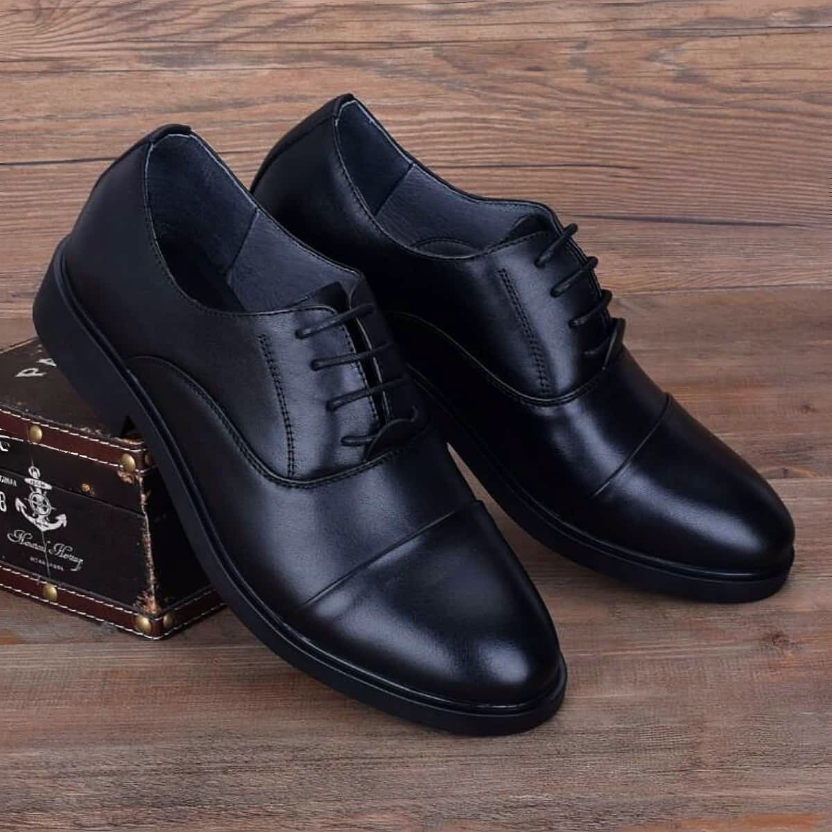 Business Dress Men's Leather Shoes Genuine Leather Black Soft Sole Comfortable Three-joint Leather Shoes Men's Breathable Trend