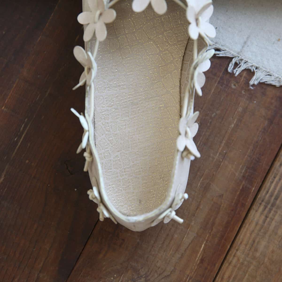 Petal round head shallow mouth flat shoes summer a foot low heel daily single shoes women