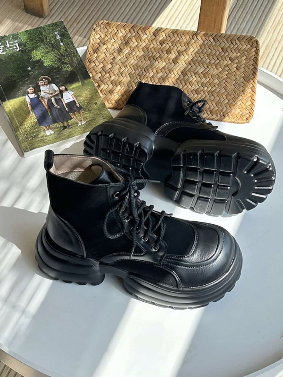 Round head lace-up thick-soled Martin boots autumn and winter handsome thick heel locomotive boots short boots women