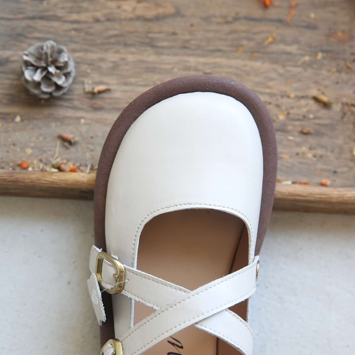 Leather bag head flat big head shoes summer cross belt comfortable cool slippers