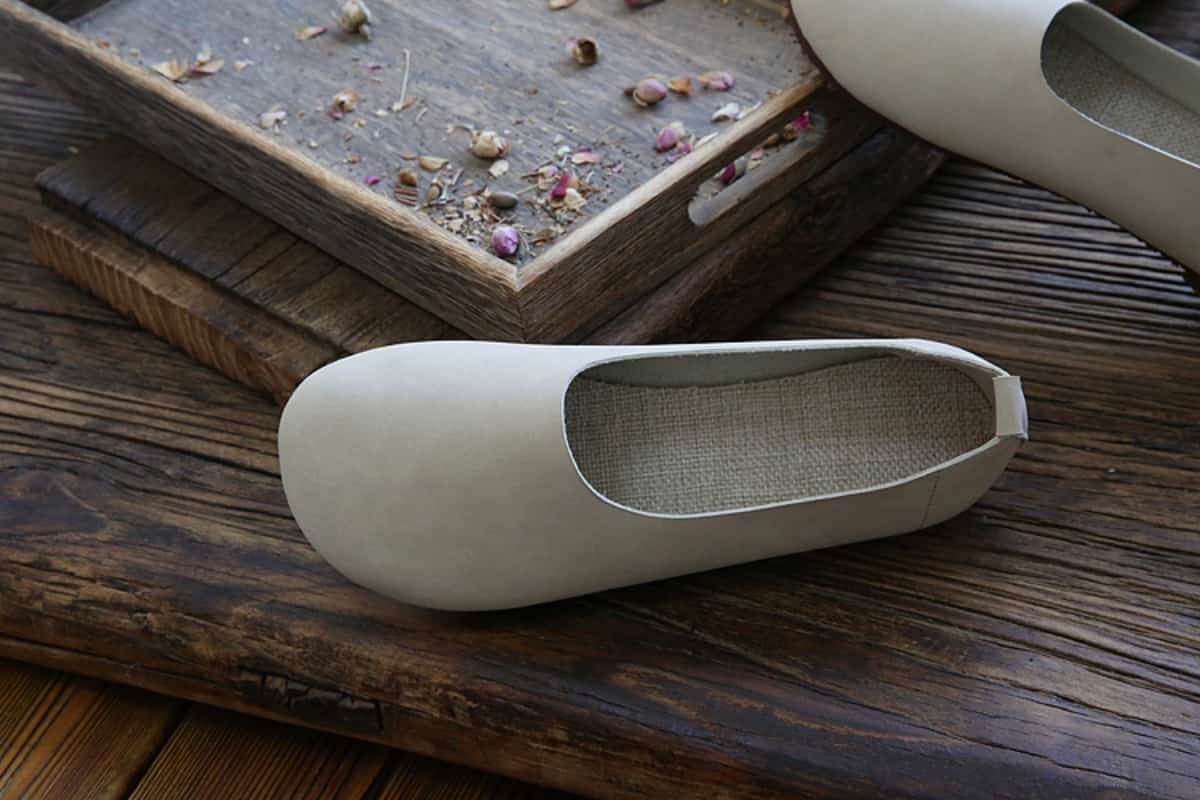 Round head flats summer handmade comfortable versatile one foot single shoes grandma shoes women