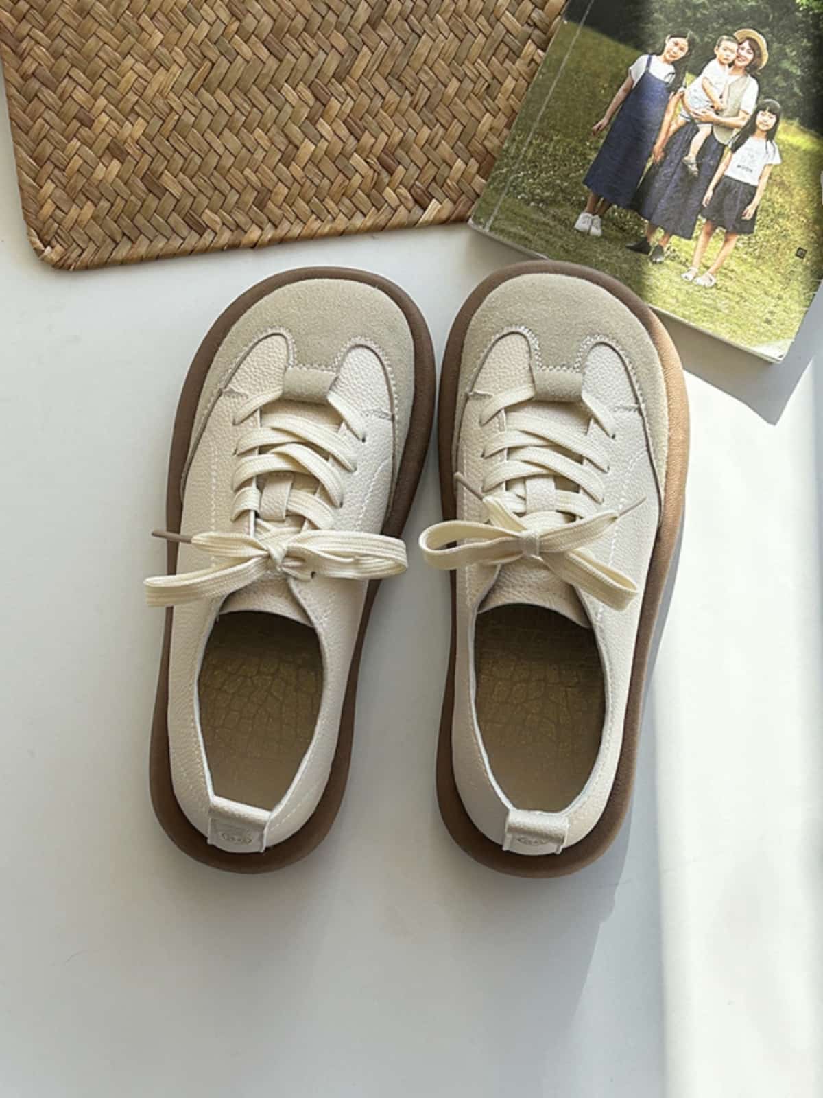 Round head lace-up flat shoes student soft-soled sports shoes Dexun shoes