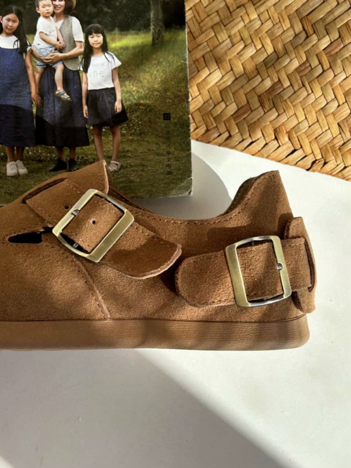 Leather round head Birkenstocks spring new belt buckle versatile soft sole single shoes