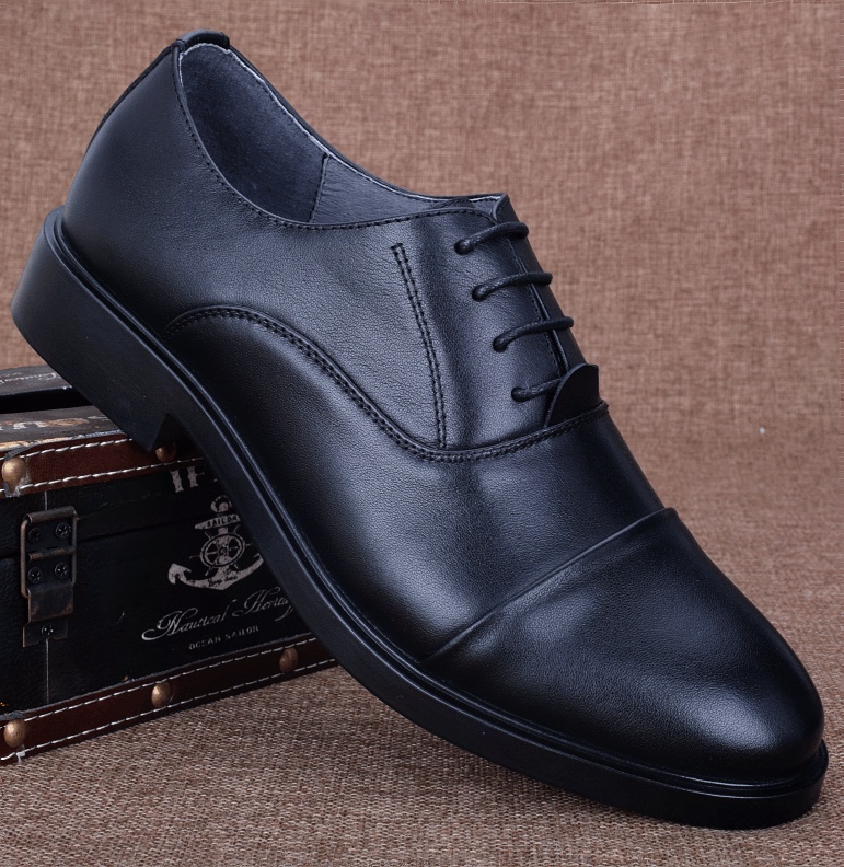 Business Dress Men's Leather Shoes Genuine Leather Black Soft Sole Comfortable Three-joint Leather Shoes Men's Breathable Trend