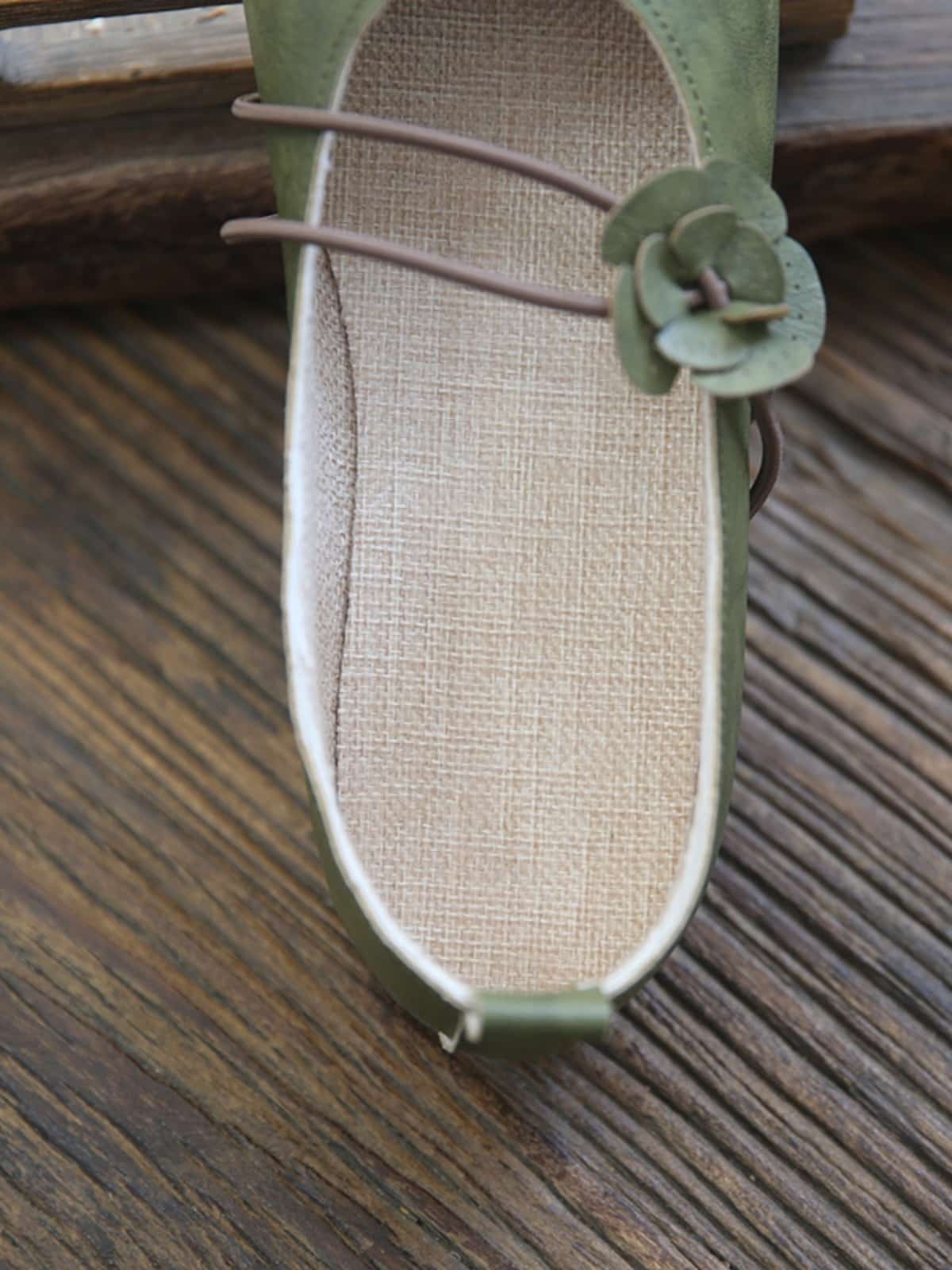 Hollow petal bag head flat shoes summer cotton and linen handmade comfortable soft-soled sandals