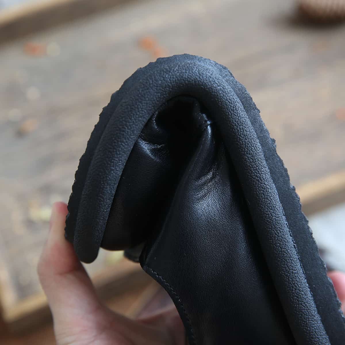 Leather round head shallow mouth flat shoes comfortable soft sole one word with small leather shoes sandals women