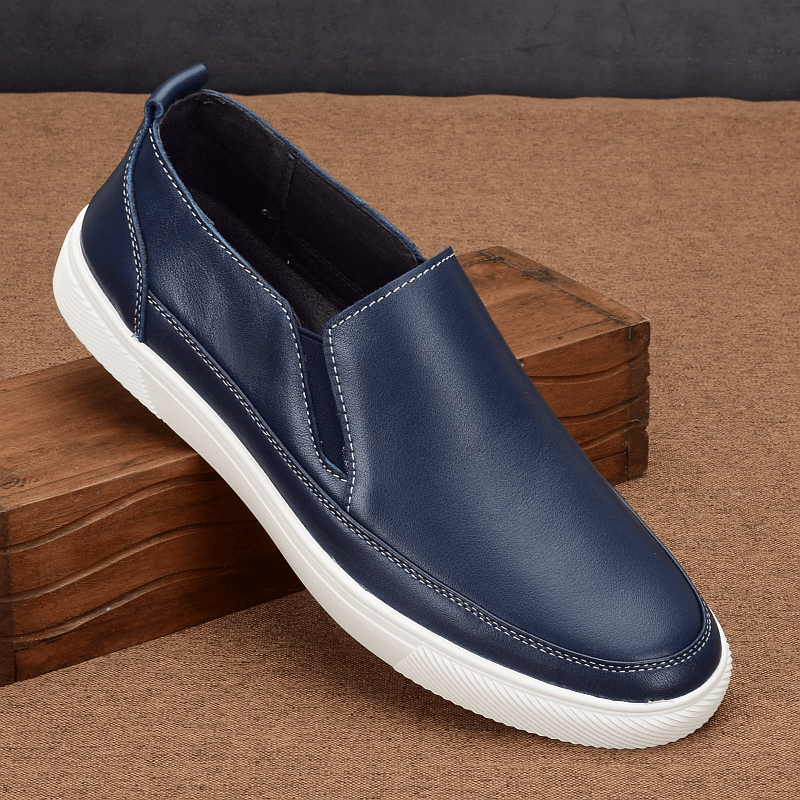 Leather casual fashion youth board shoes leather shoes men's soft sole breathable cowhide outdoor casual shoes