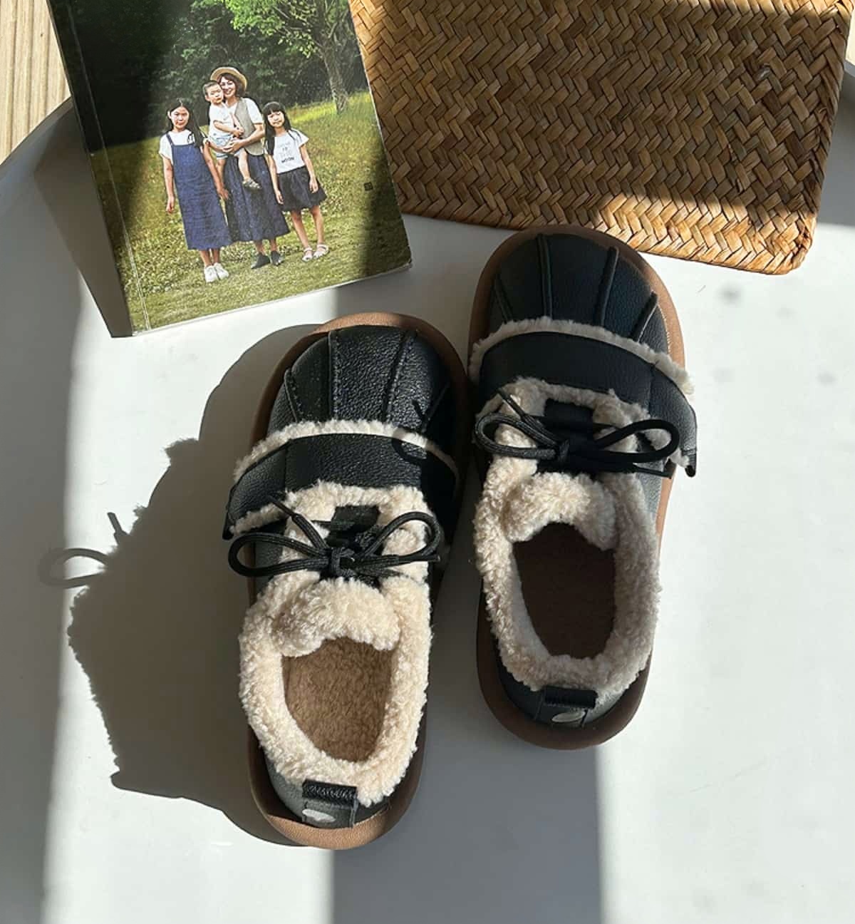 Imitation lamb wool round head lace-up flat shoes winter cute warm and comfortable cotton shoes women