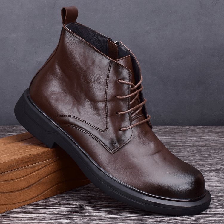 Autumn and winter leather Martin boots men's mid-top leather boots first layer cowhide high-top shoes round head wear-resistant men's boots