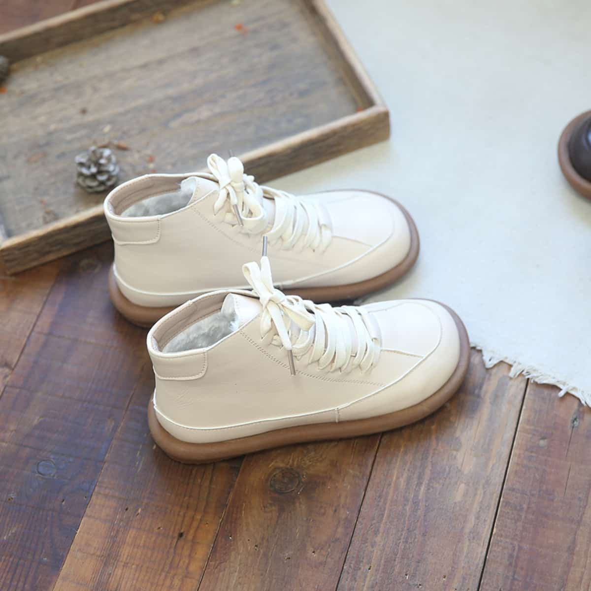 Round head strap flat bottom Martin boots winter new velvet low heel short boots