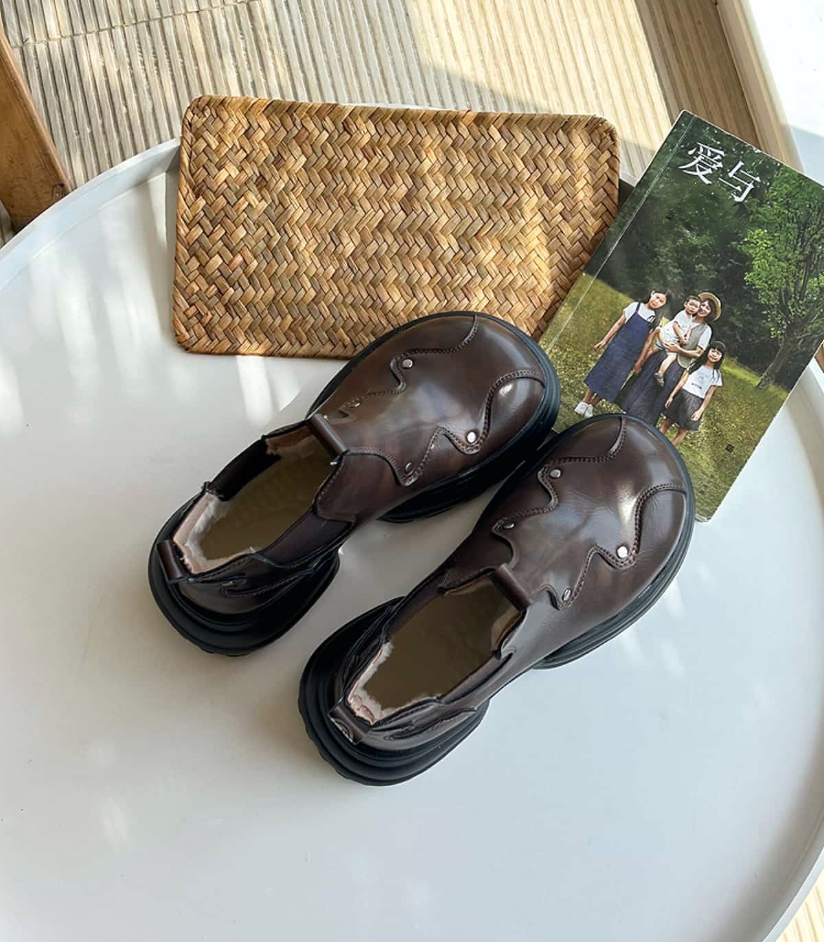 Round head platform  boots women's new rivet fashion thick heel black short boots