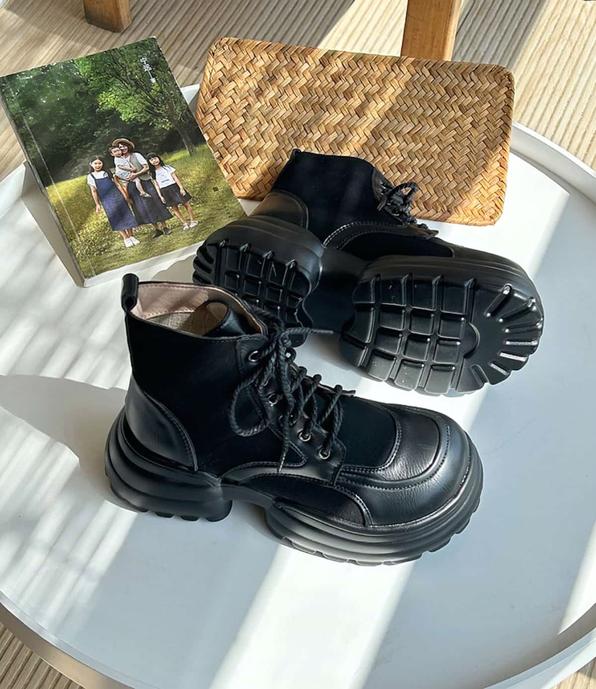 Round head lace-up thick-soled Martin boots autumn and winter handsome thick heel locomotive boots short boots women