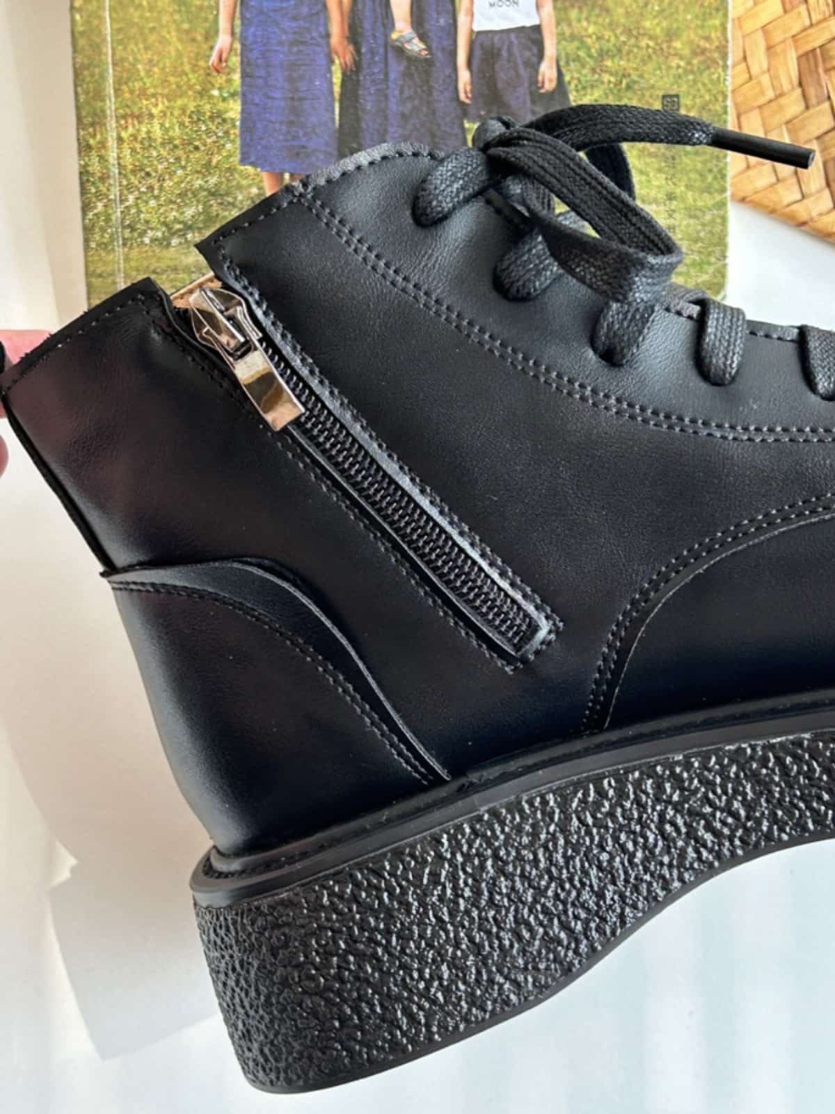 Round head lace-up thick-soled Martin boots autumn side zipper black versatile locomotive boots short boots women