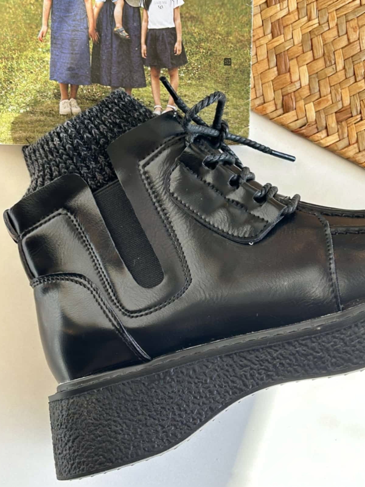 Round head lace-up thick-soled big head shoes autumn and winter wool mouth medium heel small leather shoes short boots