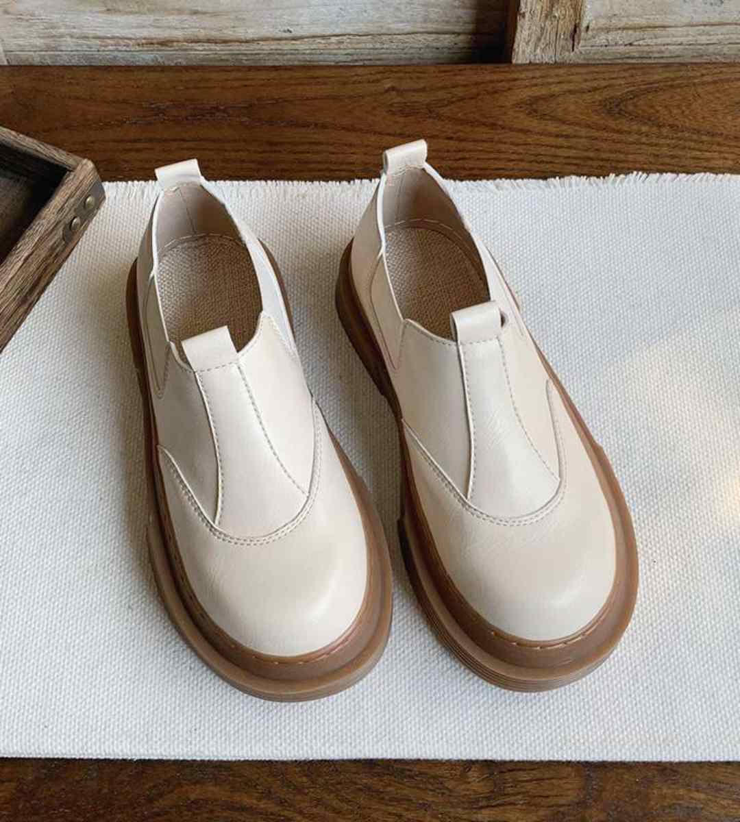 2024 Autumn Women's Thick Sole Leather Shoes British Style