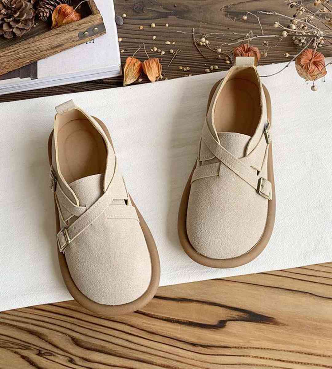 Autumn 2024 Women's Soft Sole Vintage Slip-On Shoes