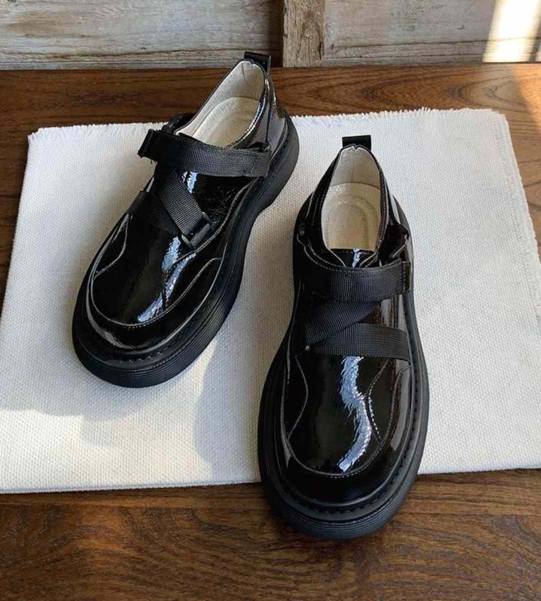 Spring Flat Leather Round-Toe British Style Shoes