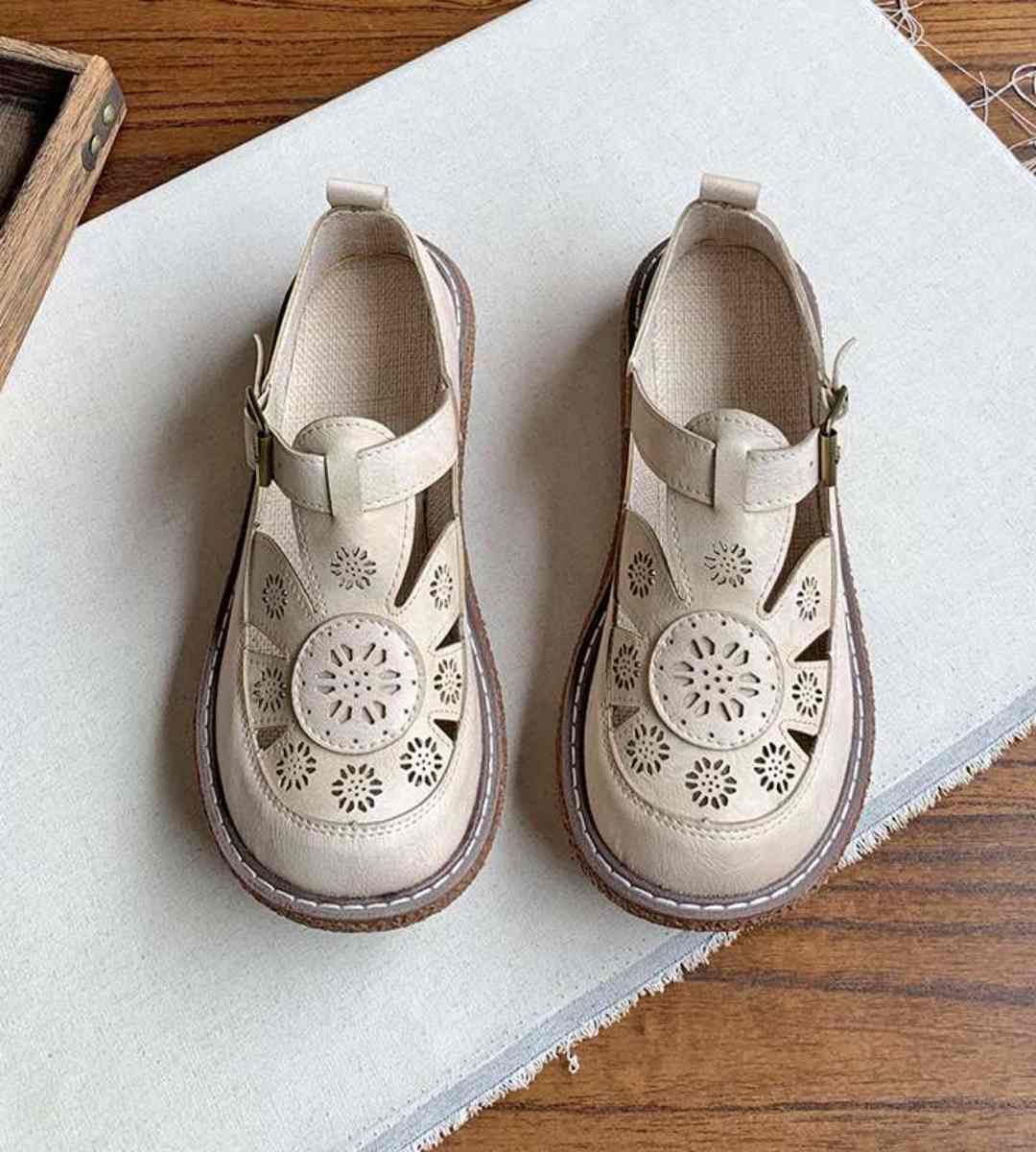 Summer Sandals Leather Artsy Hollow Thick-soled Roman Shoes