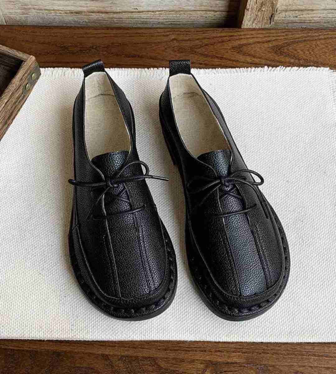 Autumn casual round-toe leather flats for women