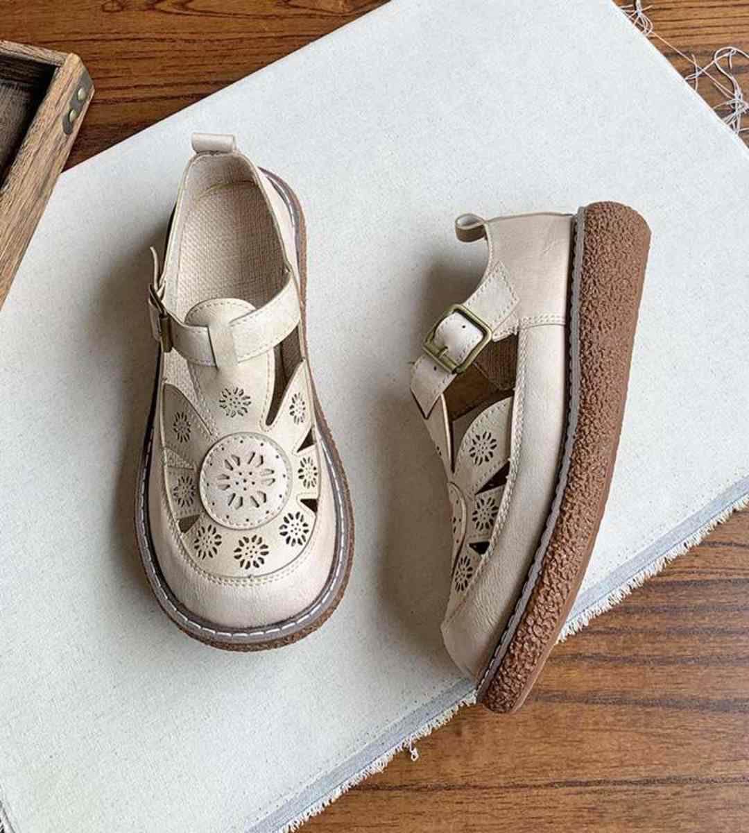 Summer Sandals Leather Artsy Hollow Thick-soled Roman Shoes