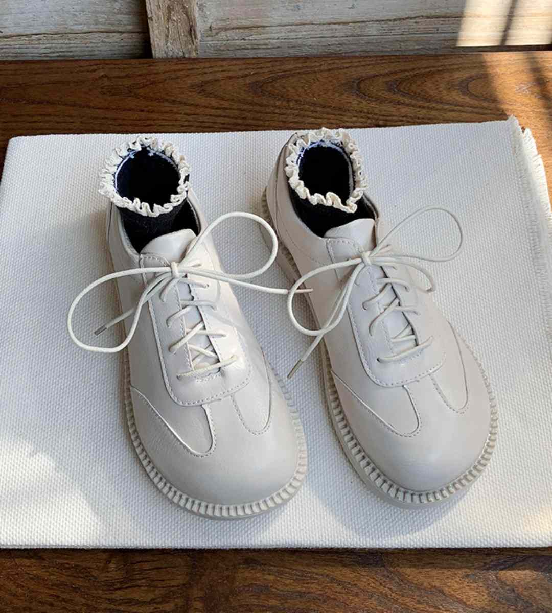 Spring sneakers canvas casual athletic footwear