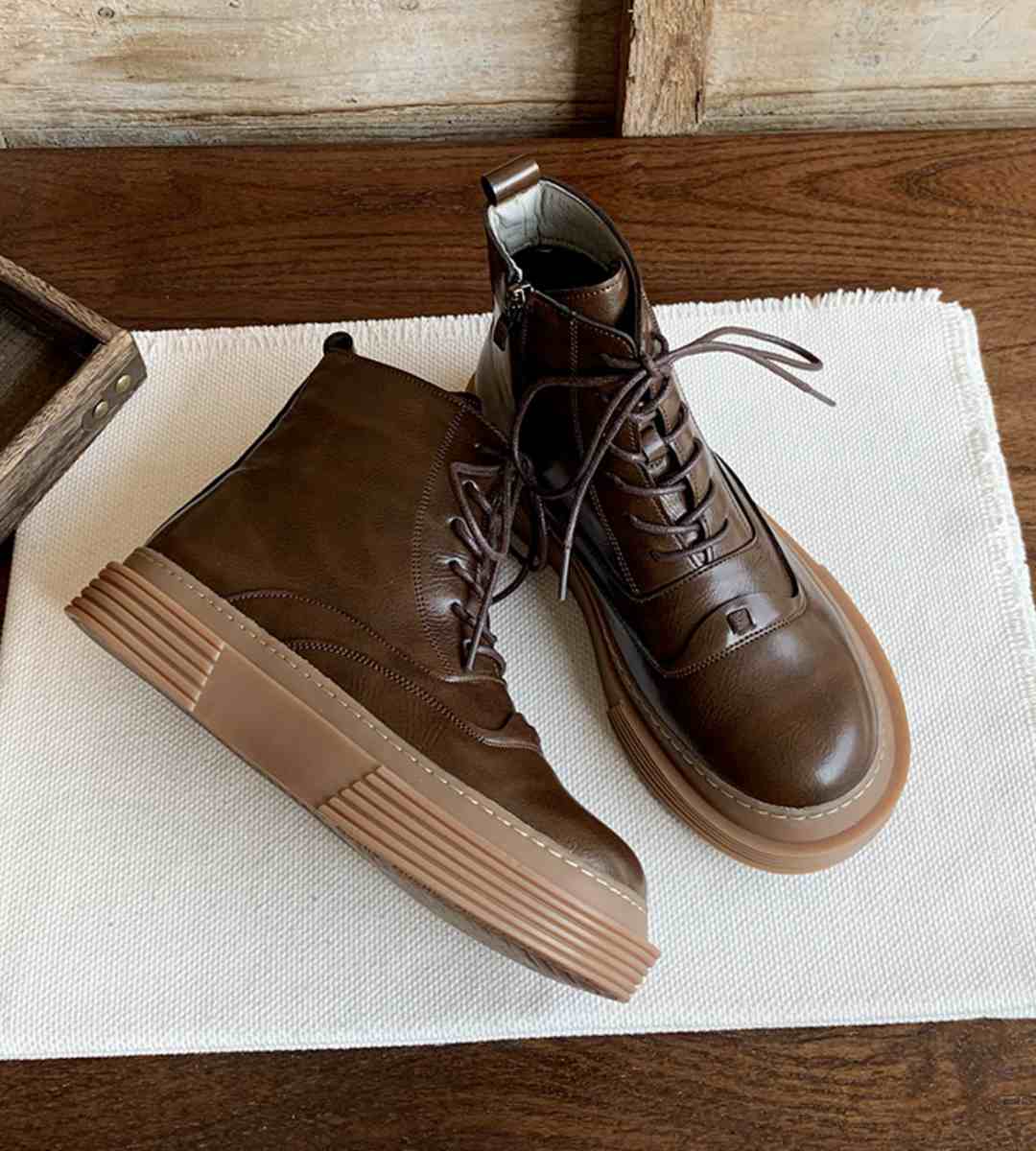 Spring Sneakers Leather Casual Athletic Shoes for Men and Women Fashion Trendy