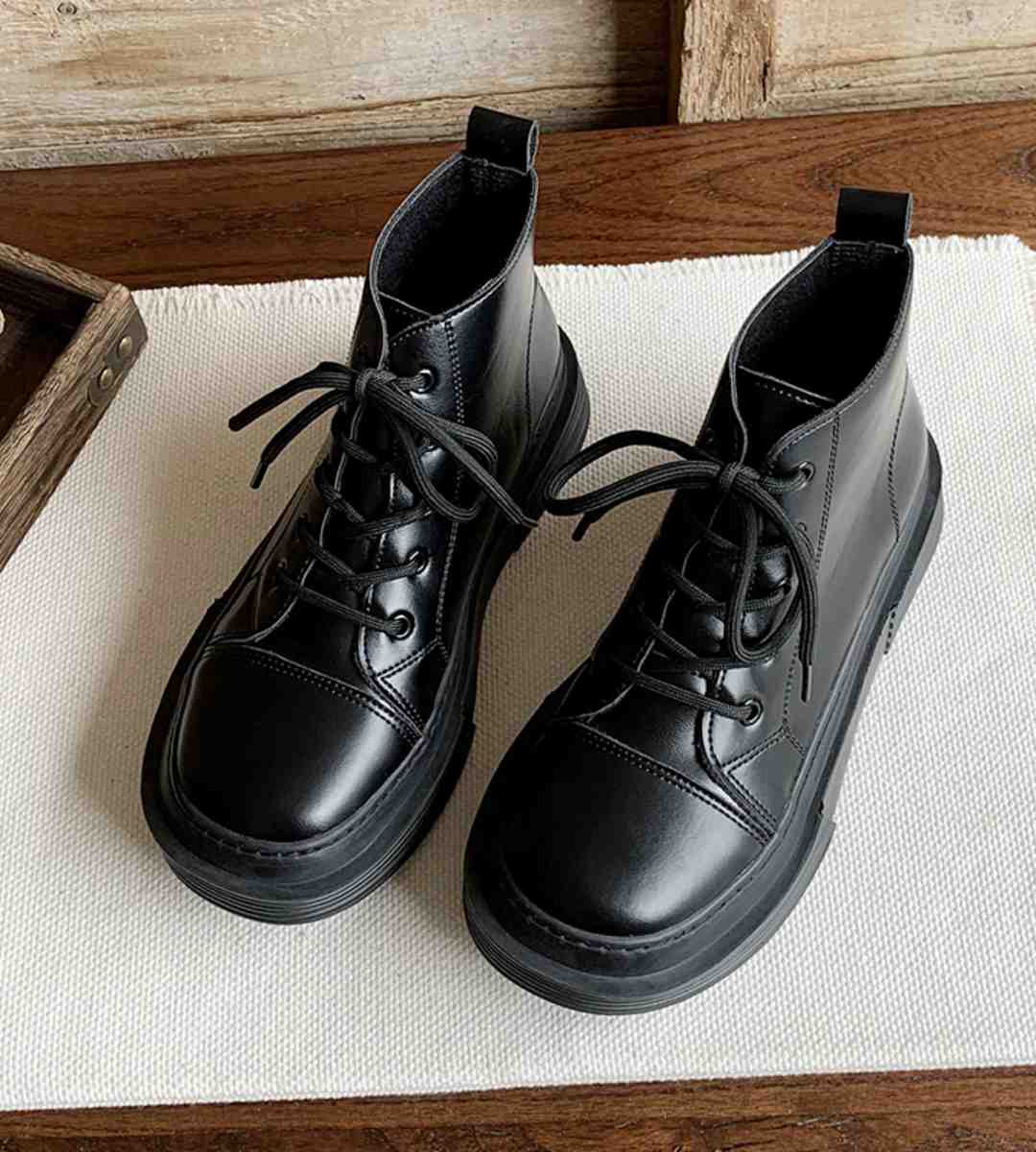 Winter Boots Leather Casual High-Top Shoes for Women Fashion Trendy Style