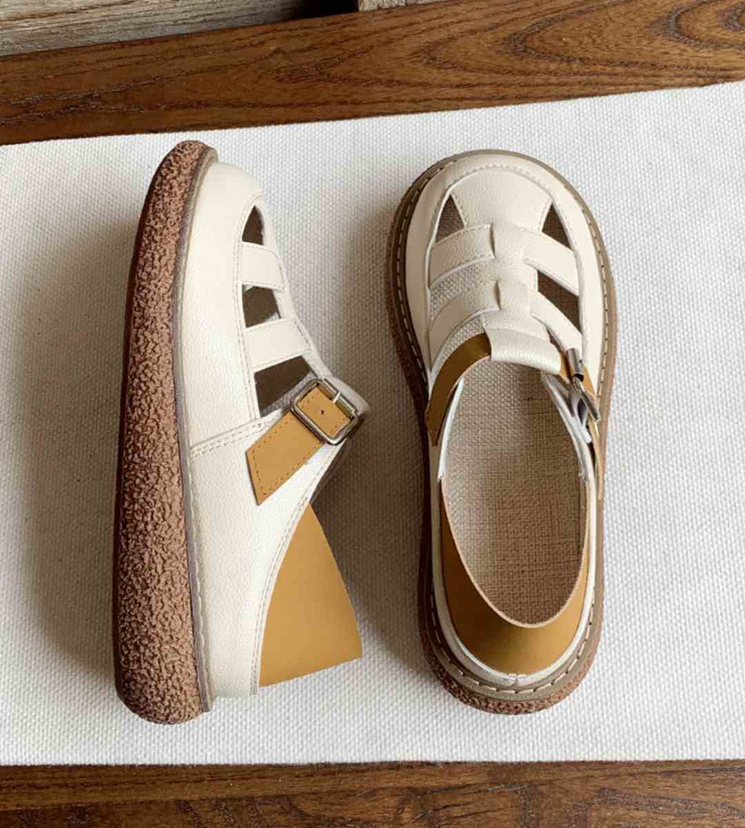 Summer Casual Sandals Made of Leather Stylish Open-Toe Footwear