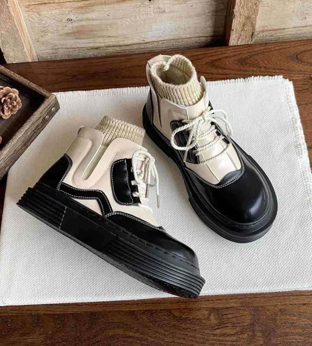 Spring Sneakers Mesh Casual Athletic Shoes for Men and Women