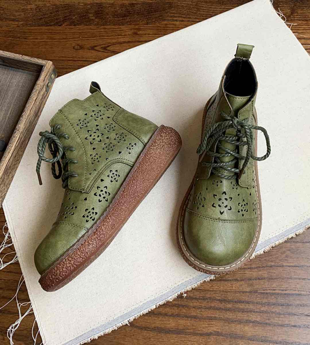 Winter boots leather casual stylish high-top durable comfortable outdoor footwear