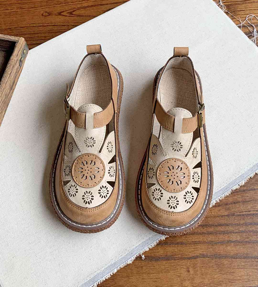 Fall Sneakers Leather Casual Athletic Shoes for Men and Women