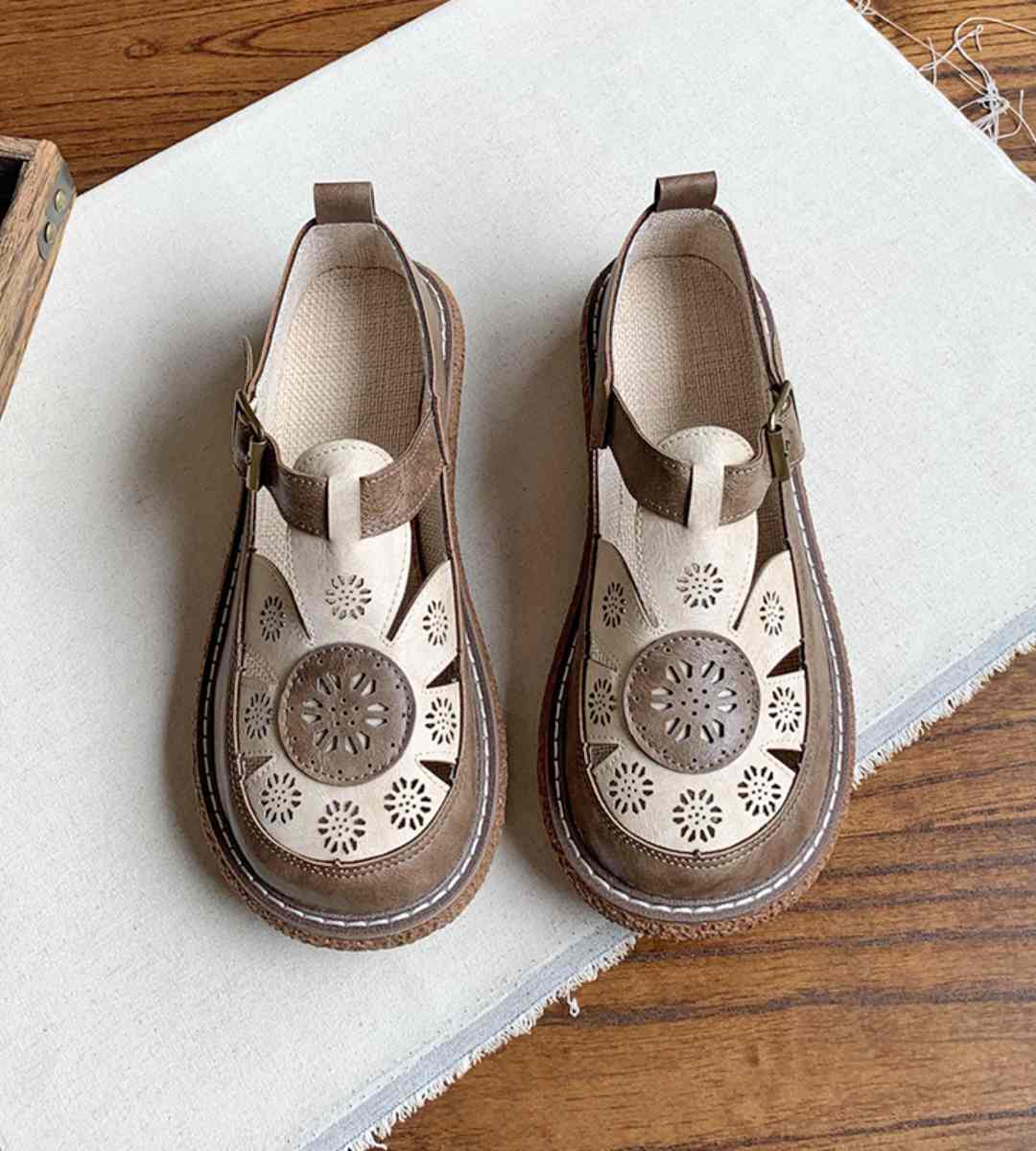 Fall Sneakers Leather Casual Athletic Shoes for Men and Women