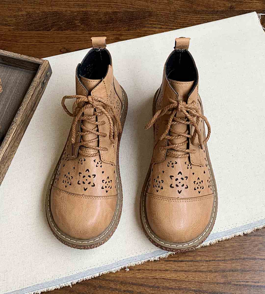 Winter boots leather casual stylish high-top durable comfortable outdoor footwear