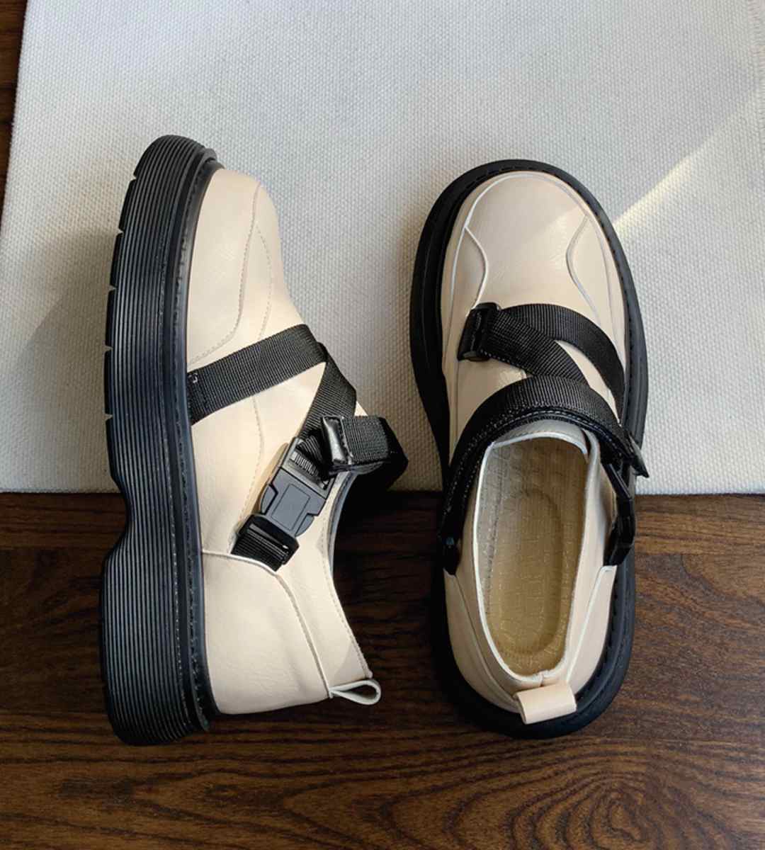 Autumn Casual Sneakers Leather Unique Fashion Type