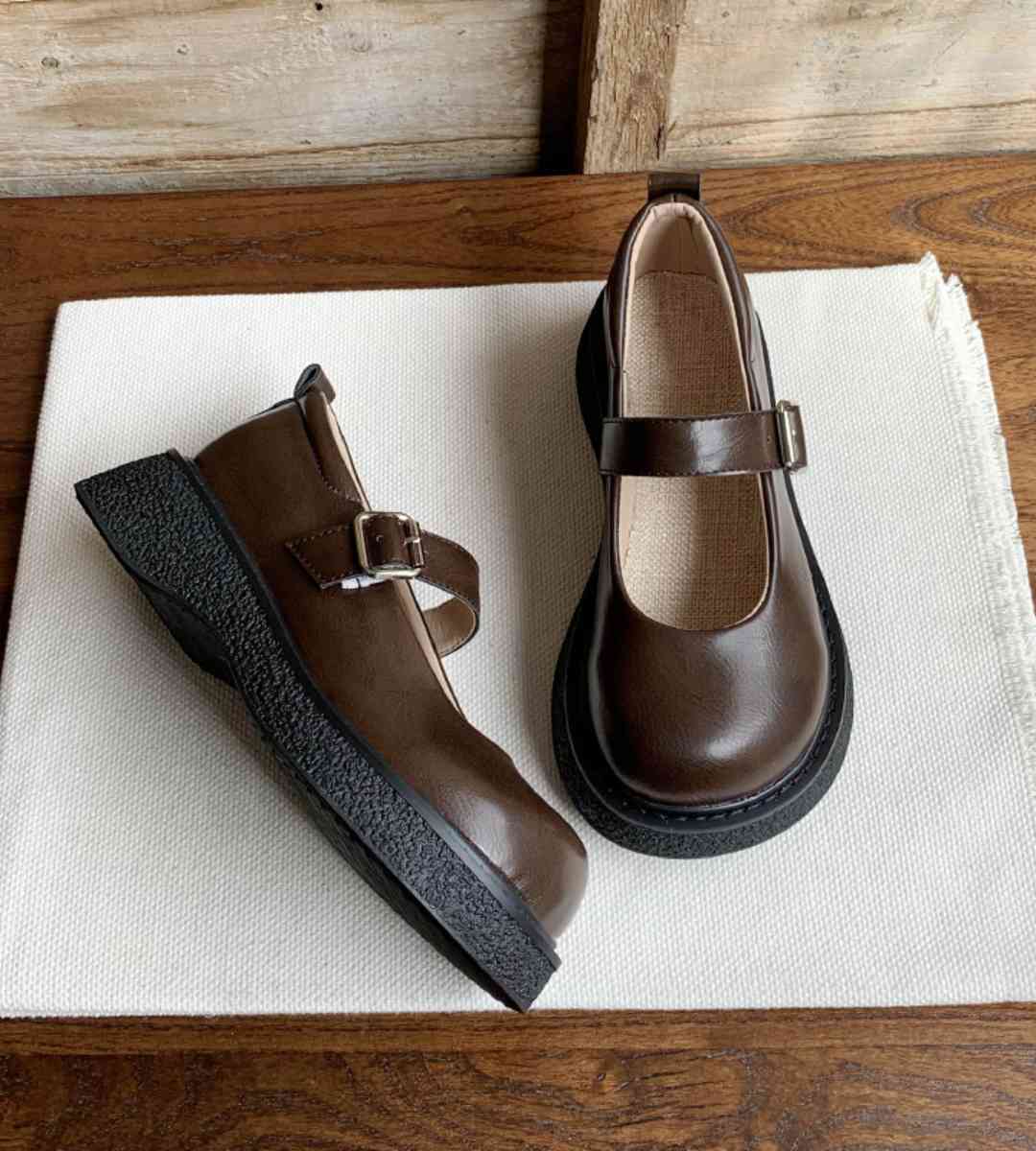 Summer Casual Sneakers Breathable Fabric Lightweight Fashion Style Unisex